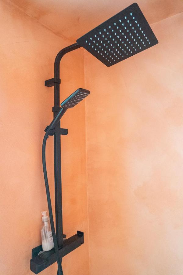 Duplex Au Coeur Du Vieux نيس المظهر الخارجي الصورة